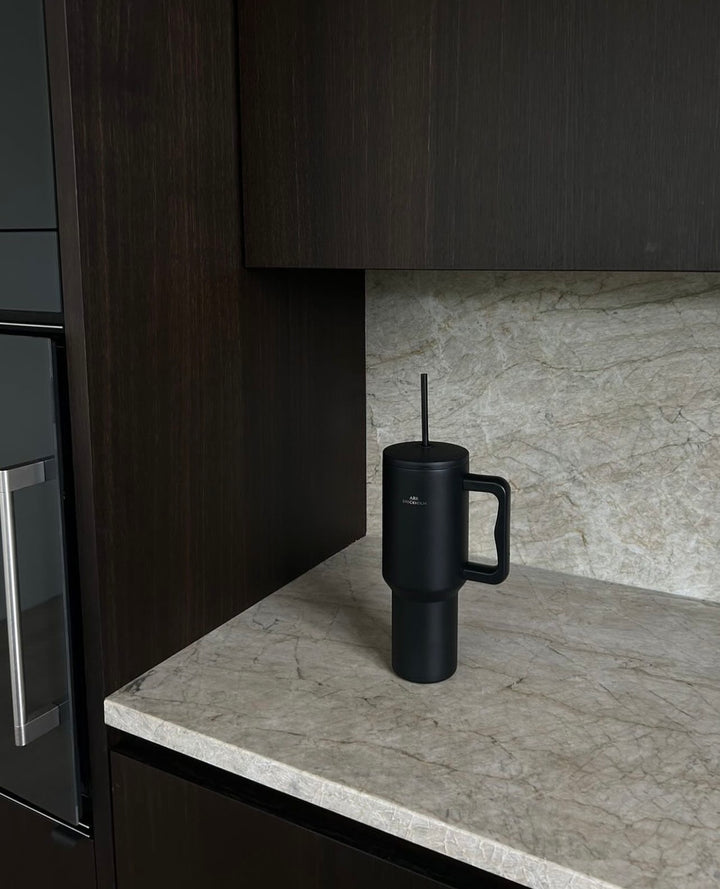 Modern Max Tumbler Black